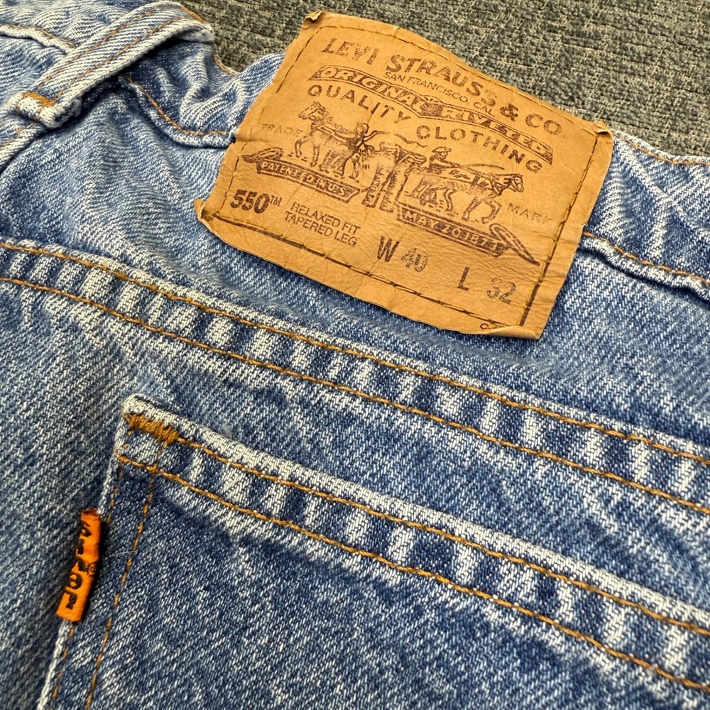 Vintage Levis 550 Orange Tab Jeans Mens 40x32 Relaxed Fit Tapered Leg Light Wash
